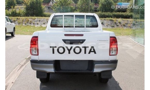 Buy Import Toyota Hilux White Car in Import - Dubai in Central Buy Import Toyota Hilux White Car in Import - Dubai in Central