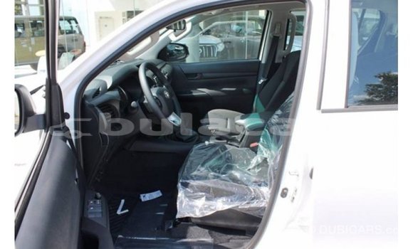 Buy Import Toyota Hilux White Car in Import - Dubai in Central Buy Import Toyota Hilux White Car in Import - Dubai in Central