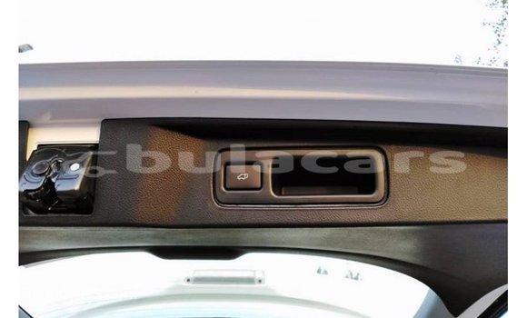 Buy Import Toyota Fortuner White Car in Import - Dubai in Central Buy Import Toyota Fortuner White Car in Import - Dubai in Central