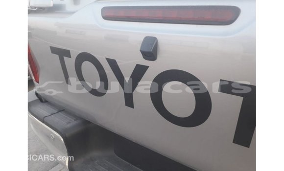 Buy Import Toyota Hilux Grey Car in Import - Dubai in Central Buy Import Toyota Hilux Grey Car in Import - Dubai in Central