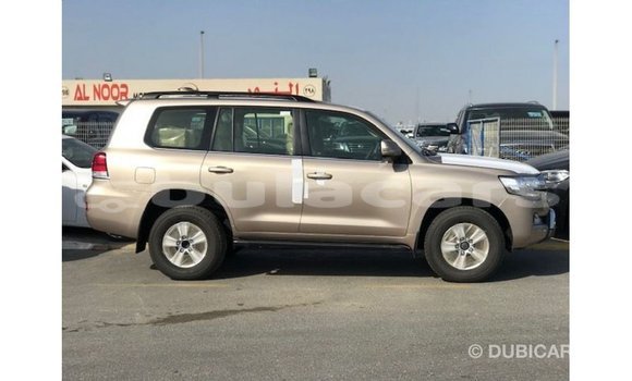 Buy Import Toyota Land Cruiser Other Car in Import - Dubai in Central Buy Import Toyota Land Cruiser Other Car in Import - Dubai in Central