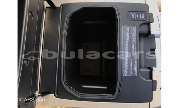 Buy Import Toyota Land Cruiser Other Car in Import - Dubai in Central Buy Import Toyota Land Cruiser Other Car in Import - Dubai in Central