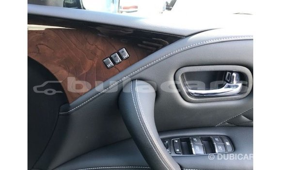 Acheter Import Voiture Infiniti Q Noir à Import - Dubai, Central Acheter Import Voiture Infiniti Q Noir à Import - Dubai, Central