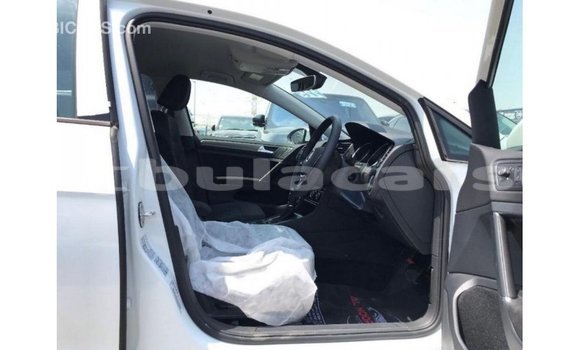 Buy Import Volkswagen Golf White Car in Import - Dubai in Central Buy Import Volkswagen Golf White Car in Import - Dubai in Central