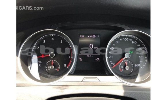 Buy Import Volkswagen Golf White Car in Import - Dubai in Central Buy Import Volkswagen Golf White Car in Import - Dubai in Central