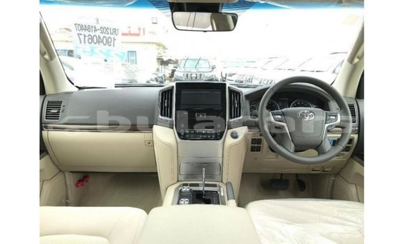 Buy Import Toyota Land Cruiser Other Car in Import - Dubai in Central Buy Import Toyota Land Cruiser Other Car in Import - Dubai in Central