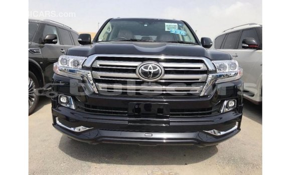 Acheter Import Voiture Toyota Land Cruiser Noir à Import - Dubai, Central Acheter Import Voiture Toyota Land Cruiser Noir à Import - Dubai, Central