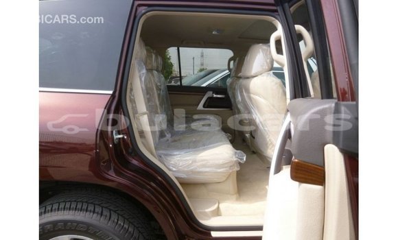 Buy Import Toyota Land Cruiser Other Car in Import - Dubai in Central Buy Import Toyota Land Cruiser Other Car in Import - Dubai in Central