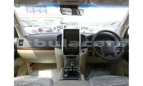 Buy Import Toyota Land Cruiser Other Car in Import - Dubai in Central Buy Import Toyota Land Cruiser Other Car in Import - Dubai in Central
