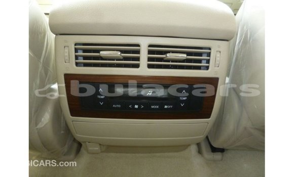 Buy Import Toyota Land Cruiser Other Car in Import - Dubai in Central Buy Import Toyota Land Cruiser Other Car in Import - Dubai in Central