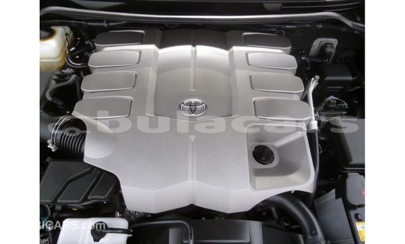 Buy Import Toyota Land Cruiser Black Car in Import - Dubai in Central Buy Import Toyota Land Cruiser Black Car in Import - Dubai in Central