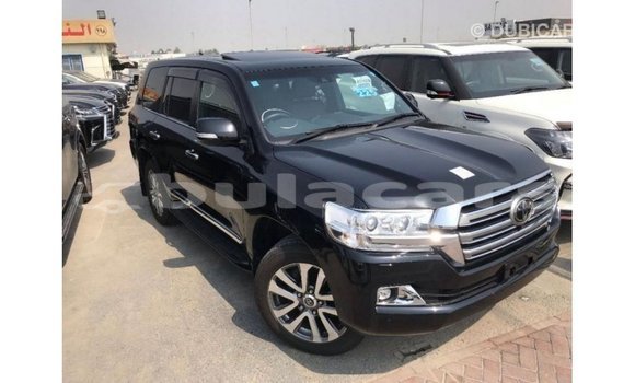 Acheter Import Voiture Toyota Land Cruiser Noir à Import - Dubai, Central Acheter Import Voiture Toyota Land Cruiser Noir à Import - Dubai, Central