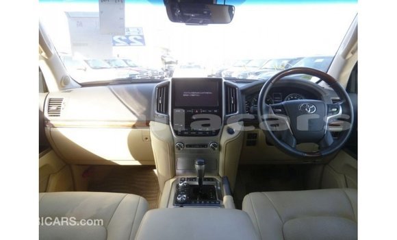 Buy Import Toyota Land Cruiser Black Car in Import - Dubai in Central Buy Import Toyota Land Cruiser Black Car in Import - Dubai in Central
