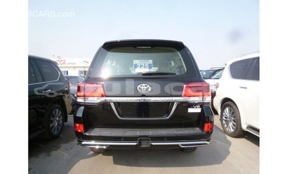 Buy Import Toyota Land Cruiser Black Car in Import - Dubai in Central Buy Import Toyota Land Cruiser Black Car in Import - Dubai in Central