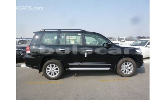 Buy Import Toyota Land Cruiser Black Car in Import - Dubai in Central Buy Import Toyota Land Cruiser Black Car in Import - Dubai in Central