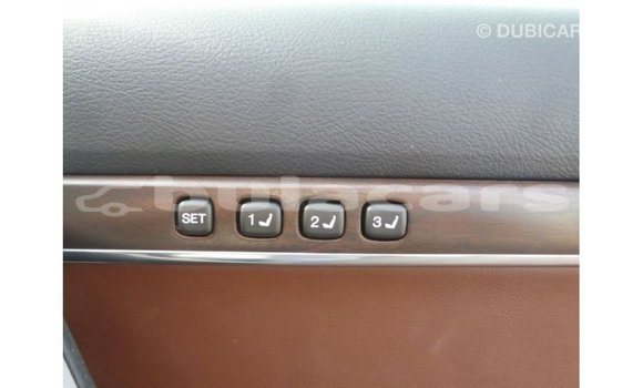 Buy Import Toyota Land Cruiser White Car in Import - Dubai in Central Buy Import Toyota Land Cruiser White Car in Import - Dubai in Central