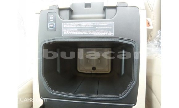 Acheter Import Voiture Toyota Land Cruiser Noir à Import - Dubai, Central Acheter Import Voiture Toyota Land Cruiser Noir à Import - Dubai, Central