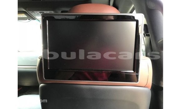 Acheter Import Voiture Toyota Land Cruiser Noir à Import - Dubai, Central Acheter Import Voiture Toyota Land Cruiser Noir à Import - Dubai, Central