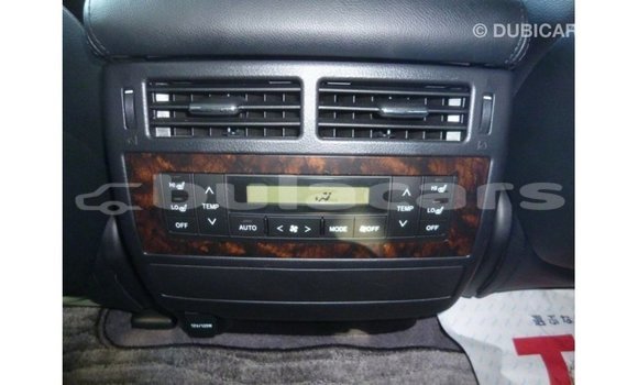 Buy Import Toyota Land Cruiser White Car in Import - Dubai in Central Buy Import Toyota Land Cruiser White Car in Import - Dubai in Central