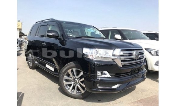 Buy Import Toyota Land Cruiser Black Car in Import - Dubai in Central Buy Import Toyota Land Cruiser Black Car in Import - Dubai in Central