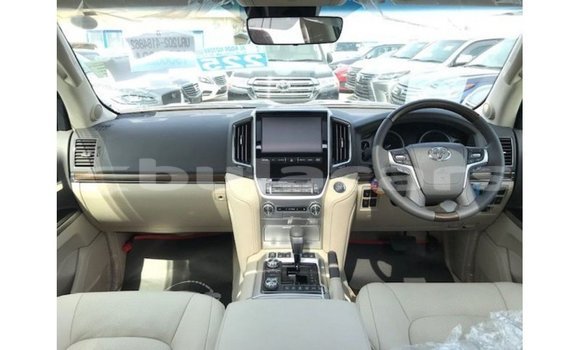 Buy Import Toyota Land Cruiser Black Car in Import - Dubai in Central Buy Import Toyota Land Cruiser Black Car in Import - Dubai in Central