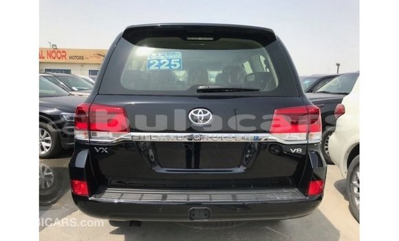 Buy Import Toyota Land Cruiser Black Car in Import - Dubai in Central Buy Import Toyota Land Cruiser Black Car in Import - Dubai in Central