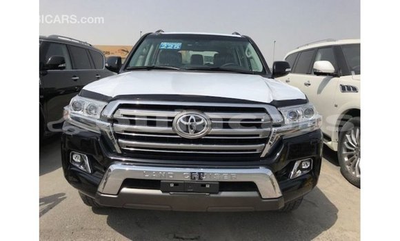 Buy Import Toyota Land Cruiser Black Car in Import - Dubai in Central Buy Import Toyota Land Cruiser Black Car in Import - Dubai in Central