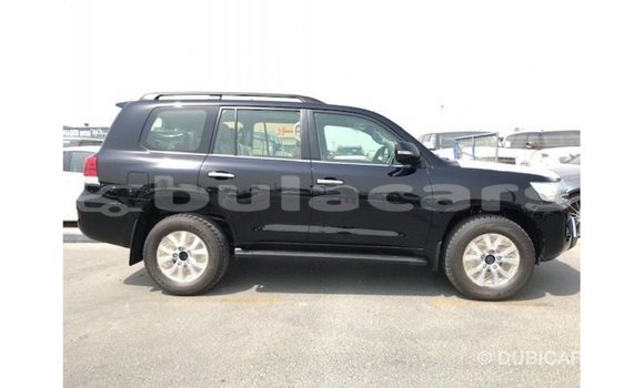 Buy Import Toyota Land Cruiser Black Car in Import - Dubai in Central Buy Import Toyota Land Cruiser Black Car in Import - Dubai in Central