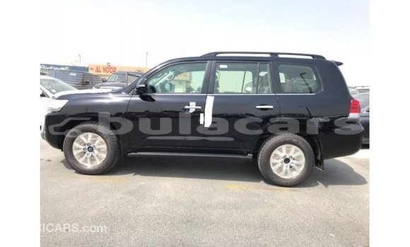 Buy Import Toyota Land Cruiser Black Car in Import - Dubai in Central Buy Import Toyota Land Cruiser Black Car in Import - Dubai in Central