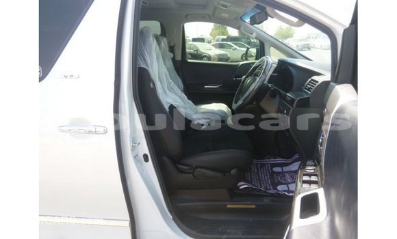 Buy Import Toyota Vellfire White Car in Import - Dubai in Central Buy Import Toyota Vellfire White Car in Import - Dubai in Central