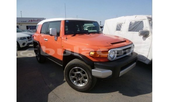 Acheter Import Voiture Toyota FJ Cruiser Autre à Import - Dubai, Central Acheter Import Voiture Toyota FJ Cruiser Autre à Import - Dubai, Central