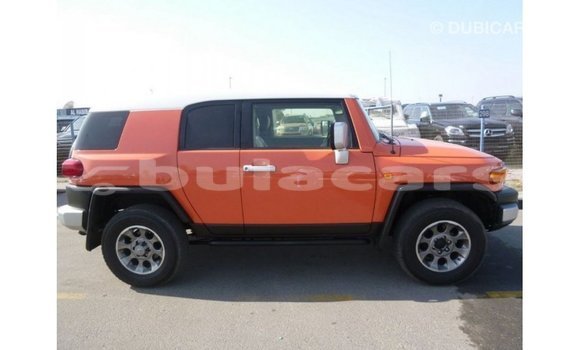Acheter Import Voiture Toyota FJ Cruiser Autre à Import - Dubai, Central Acheter Import Voiture Toyota FJ Cruiser Autre à Import - Dubai, Central