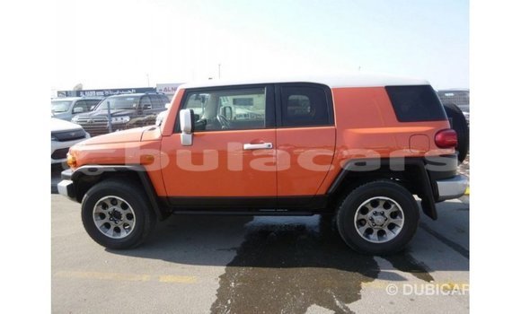 Acheter Import Voiture Toyota FJ Cruiser Autre à Import - Dubai, Central Acheter Import Voiture Toyota FJ Cruiser Autre à Import - Dubai, Central