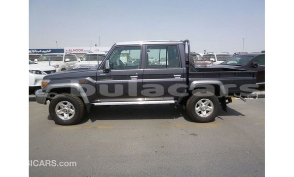 Buy Import Toyota Land Cruiser Grey Car in Import - Dubai in Central Buy Import Toyota Land Cruiser Grey Car in Import - Dubai in Central