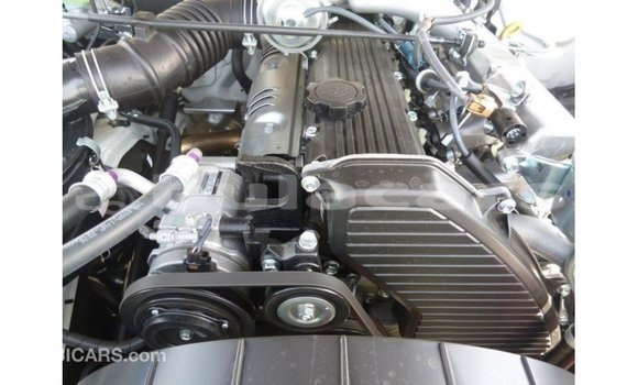 Buy Import Toyota Land Cruiser White Car in Import - Dubai in Central Buy Import Toyota Land Cruiser White Car in Import - Dubai in Central