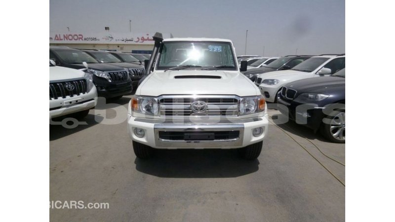 Big with watermark toyota land cruiser central import dubai 6167