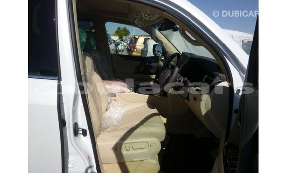 Buy Import Lexus LX White Car in Import - Dubai in Central Buy Import Lexus LX White Car in Import - Dubai in Central