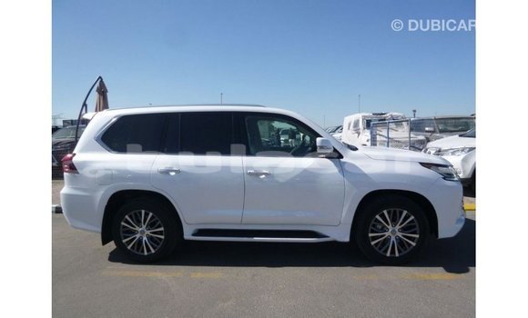 Buy Import Lexus LX White Car in Import - Dubai in Central Buy Import Lexus LX White Car in Import - Dubai in Central