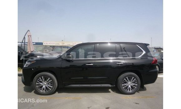 Acheter Import Voiture Lexus LX Noir à Import - Dubai, Central Acheter Import Voiture Lexus LX Noir à Import - Dubai, Central