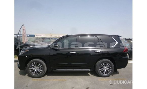 Acheter Import Voiture Lexus LX Noir à Import - Dubai, Central Acheter Import Voiture Lexus LX Noir à Import - Dubai, Central