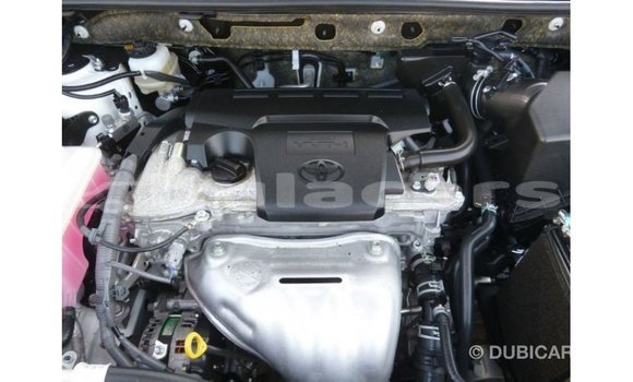 Acheter Import Voiture Toyota 4Runner Blanc à Import - Dubai, Central Acheter Import Voiture Toyota 4Runner Blanc à Import - Dubai, Central