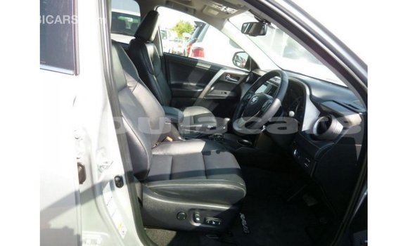 Buy Import Toyota 4Runner Grey Car in Import - Dubai in Central Buy Import Toyota 4Runner Grey Car in Import - Dubai in Central