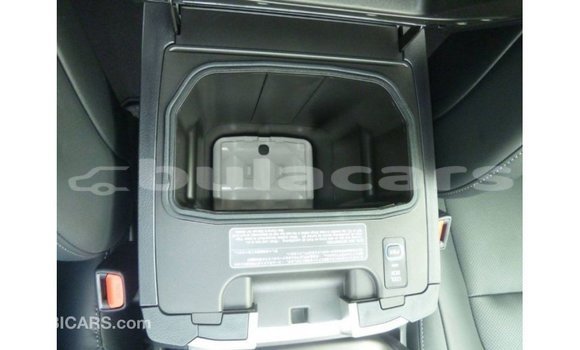 Acheter Import Voiture Toyota Land Cruiser Noir à Import - Dubai, Central Acheter Import Voiture Toyota Land Cruiser Noir à Import - Dubai, Central