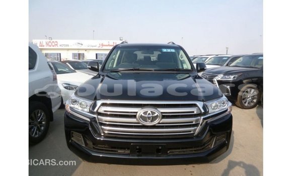 Buy Import Toyota Land Cruiser Black Car in Import - Dubai in Central Buy Import Toyota Land Cruiser Black Car in Import - Dubai in Central