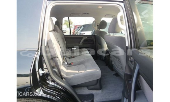 Buy Import Toyota Land Cruiser Black Car in Import - Dubai in Central Buy Import Toyota Land Cruiser Black Car in Import - Dubai in Central