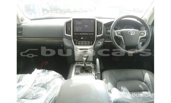 Buy Import Toyota Land Cruiser Black Car in Import - Dubai in Central Buy Import Toyota Land Cruiser Black Car in Import - Dubai in Central