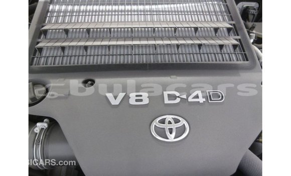 Buy Import Toyota Land Cruiser Black Car in Import - Dubai in Central Buy Import Toyota Land Cruiser Black Car in Import - Dubai in Central