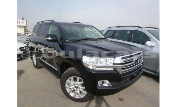 Acheter Import Voiture Toyota Land Cruiser Noir à Import - Dubai, Central Acheter Import Voiture Toyota Land Cruiser Noir à Import - Dubai, Central