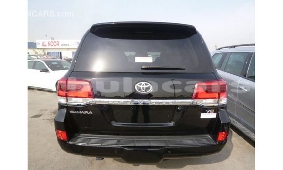 Acheter Import Voiture Toyota Land Cruiser Noir à Import - Dubai, Central Acheter Import Voiture Toyota Land Cruiser Noir à Import - Dubai, Central