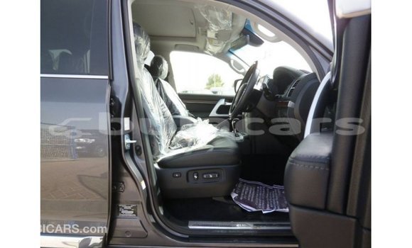 Buy Import Toyota Land Cruiser Grey Car in Import - Dubai in Central Buy Import Toyota Land Cruiser Grey Car in Import - Dubai in Central